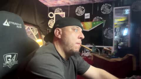 COCK N CREAMZ  WET DREAMZ online show from December 2, 2:25 pm