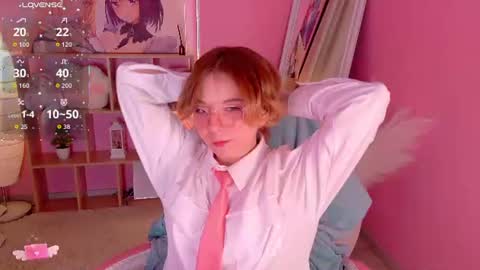 Mia online show from July 25, 9:46 pm