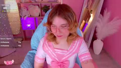 Mia online show from August 1, 2:57 am