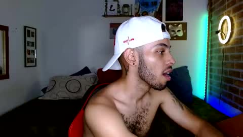 Snapshot of colinlatinbrown chatting on March 6, 10:26 pm IG  online show from March 6, 10:26 pm