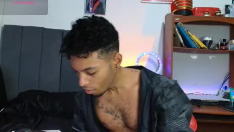 Snapshot of colinlatinbrown chatting on September 19, 9:24 am IG  online show from September 19, 9:24 am