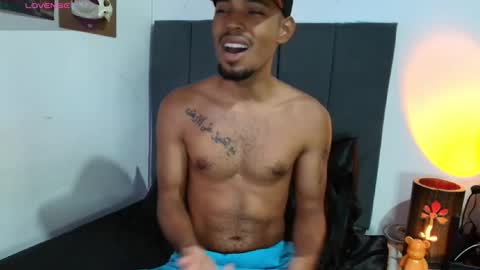 Snapshot of colinlatinbrown chatting on October 6, 11:28 am IG  online show from October 6, 11:28 am