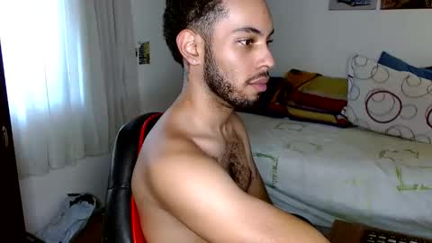 Snapshot of colinlatinbrown chatting on February 20, 8:58 pm IG  online show from February 20, 8:58 pm