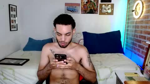 Snapshot of colinlatinbrown chatting on February 14, 8:15 pm IG  online show from February 14, 8:15 pm