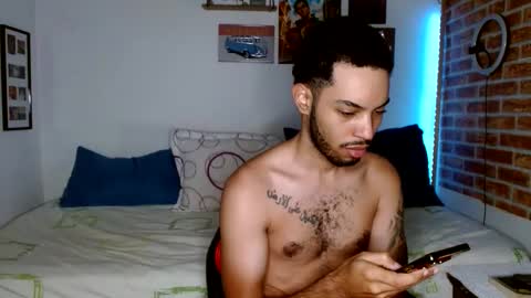 Snapshot of colinlatinbrown chatting on February 10, 11:36 am IG  online show from February 10, 11:36 am