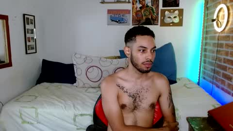 Snapshot of colinlatinbrown chatting on February 26, 3:10 pm IG  online show from February 26, 3:10 pm