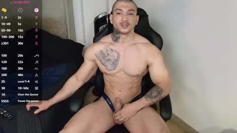 colombianmuscle8 online show from February 11, 3:27 pm