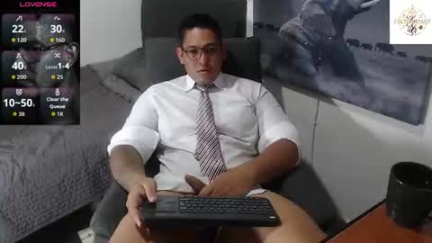 coltonmassif_ online show from June 13, 9:20 am