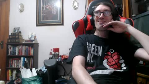 comfywitch online show from July 28, 10:46 am