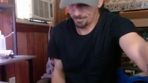 Nelson or ComicKing and sometime Peachy143 online show from January 6, 3:05 pm