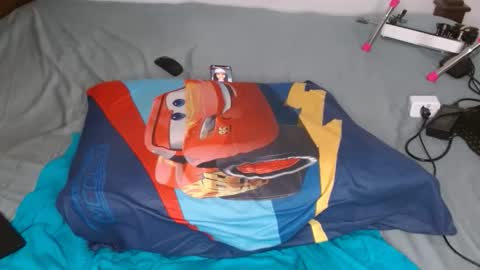 Snapshot of comicalcara chatting on September 22, 8:40 am Cara online show from September 22, 8:40 am