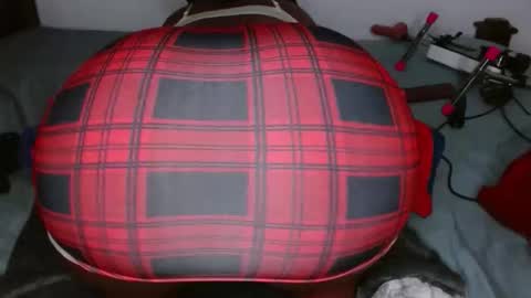 Snapshot of comicalcara chatting on September 11, 6:58 am Cara online show from September 11, 6:58 am