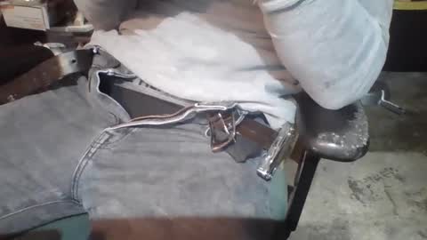 comnfromme1 online show from December 11, 12:33 am