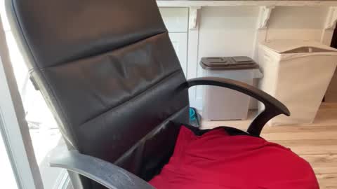 condo1964 online show from March 5, 9:46 pm