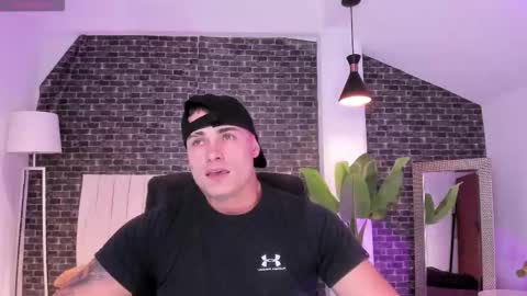 Connor Smith online show from February 8, 12:58 am