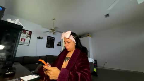 controllercutie online show from January 8, 1:39 pm