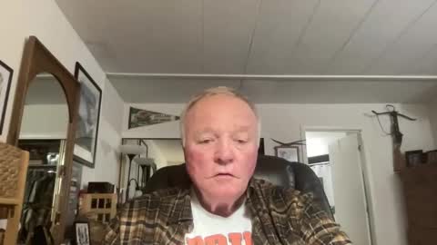 cookoosnest online show from October 29, 3:19 am