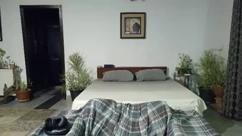 Cool2Buddies online show from July 12, 3:53 am