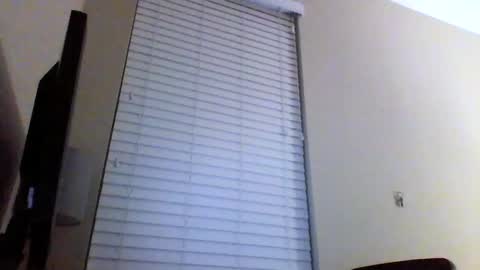 cooldude122222 online show from February 17, 5:36 am