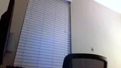 cooldude122222 online show from March 2, 9:42 am