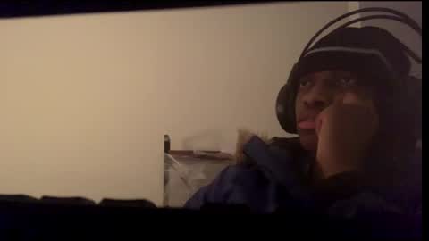 coolvibes69 online show from December 16, 3:46 am