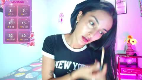 Coral online show from November 3, 8:10 pm