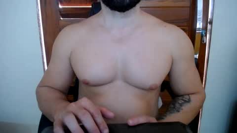 corolaxxl online show from July 28, 3:21 pm