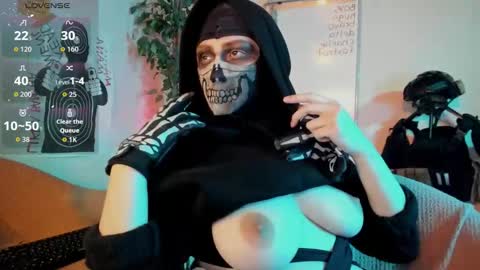 cos_operator online show from November 28, 7:43 pm