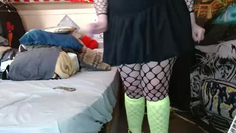 cosmicjones88 online show from April 22, 11:28 am