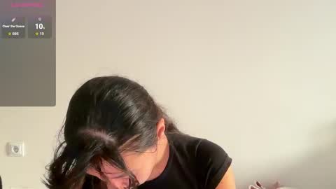 Lina online show from November 17, 10:51 am