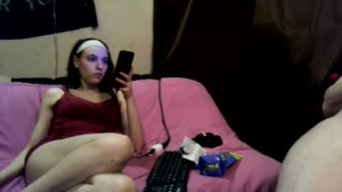 Alaskawildcouple online show from March 3, 2:39 pm