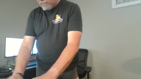 Countryguy71 online show from June 4, 2:12 pm