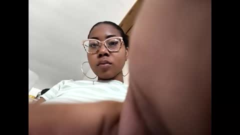 couple_hot0240129 online show from March 6, 3:22 pm