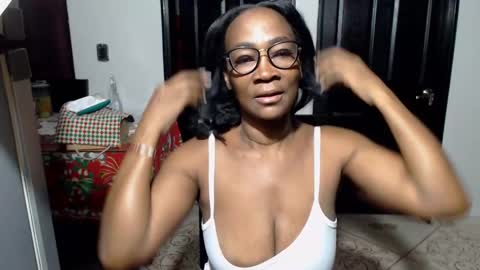 luckyalysonXXX online show from December 31, 1:52 pm