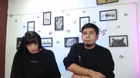 Snapshot of coupsextop chatting on March 1, 6:57 am Juli and Liam online show from March 1, 6:57 am