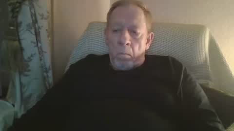 courieral1 online show from March 1, 8:24 pm