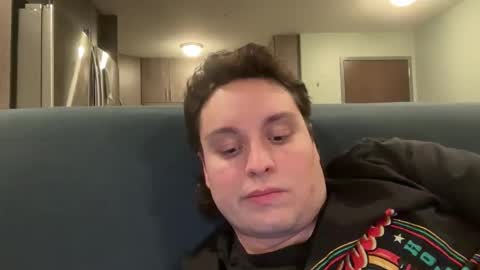 Cole Rickers online show from December 17, 7:48 am