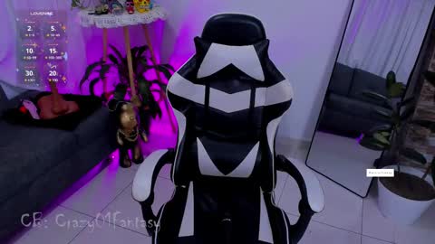 Laura  online show from February 10, 4:41 am