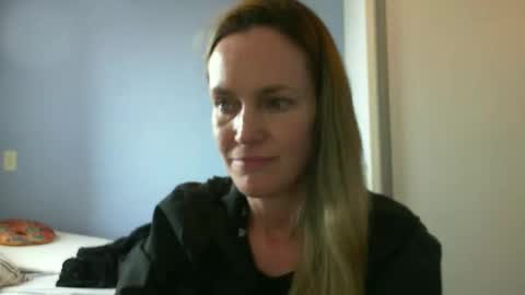 Anny online show from October 2, 5:12 pm