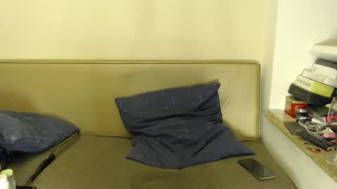 Kelly   online show from February 12, 7:45 pm