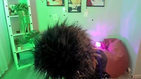 Alice online show from February 21, 1:25 pm