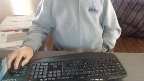 Creamormilk online show from October 2, 6:07 pm