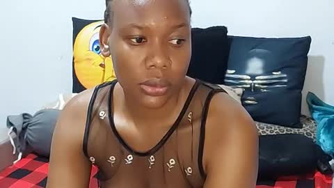 creamyhub online show from December 15, 9:16 am