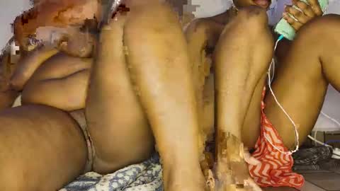 creamyposh1 online show from March 14, 6:06 am