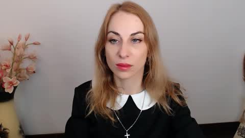 Lera online show from October 8, 12:00 pm