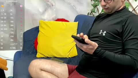 crees_master online show from March 4, 11:07 am