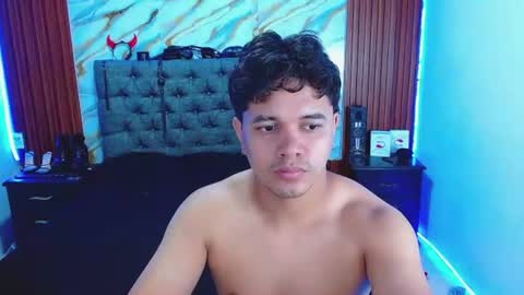 CRISANDMERY online show from June 23, 7:27 am