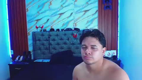 CRISANDMERY online show from June 18, 5:46 am