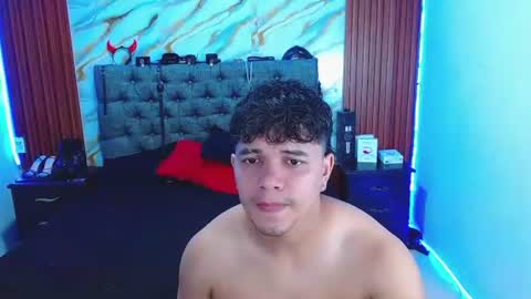 CRISANDMERY online show from June 29, 3:03 am