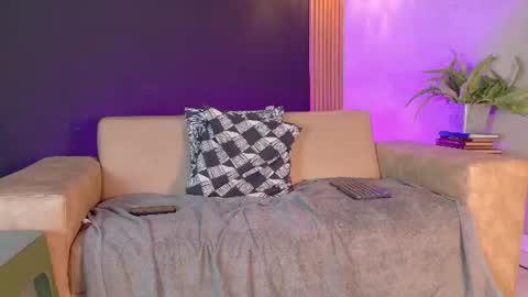 criss_hardcock_ online show from July 16, 3:26 pm